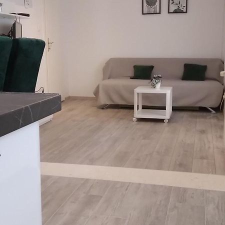 Apartment Seaview Jelsa Racic Экстерьер фото