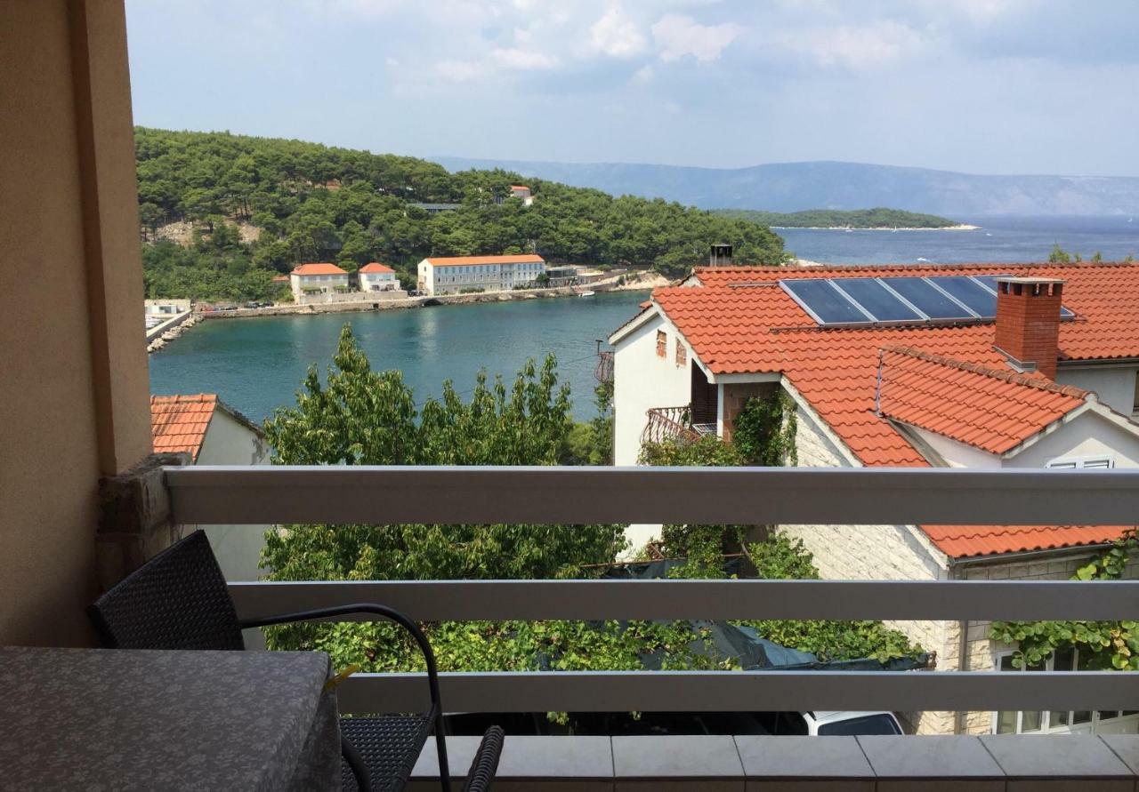 Apartment Seaview Jelsa Racic Экстерьер фото